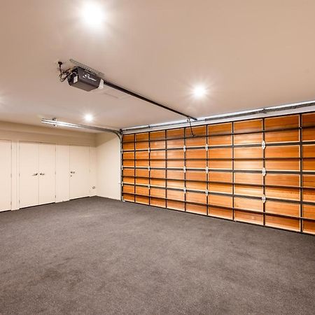 Luxury Lakeview Vista Apartment ワナカ エクステリア 写真
